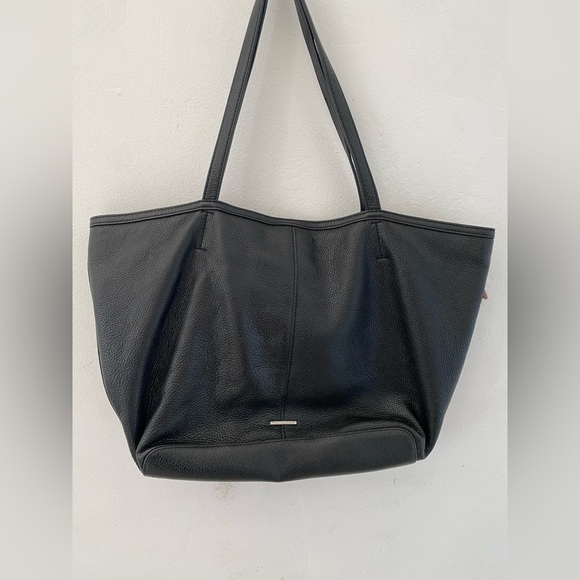 Rebecca Minkoff Leather Tassel Tote Bag Black Multi-Color Pockets - Picture 2 of 12